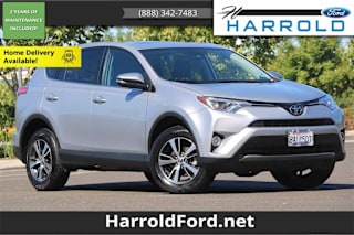 2018 Toyota RAV4 XLE 2T3WFREV0JW409839 2018 Toyota RAV4 XLE