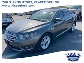 2017 Ford Taurus SEL 1FAHP2E85HG122550 2017 Ford Taurus SEL