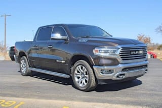 2019 Ram Pickup 1500 1C6SRFKT2KN533697 2019 Ram Pickup 1500