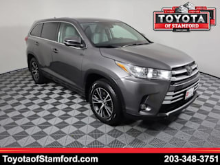 2018 Toyota Highlander LE Plus 5TDBZRFH0JS897075 2018 Toyota Highlander LE Plus