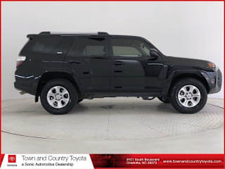 2020 Toyota 4Runner SR5 JTEZU5JR8L5219751 2020 Toyota 4Runner SR5