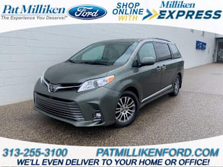 2018 Toyota Sienna XLE 8-Passenger 5TDYZ3DC9JS945624 2018 Toyota Sienna XLE 8-Passenger