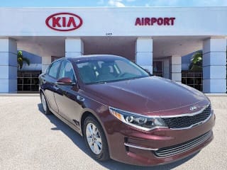 2018 Kia Optima LX 5XXGT4L35JG244925 2018 Kia Optima LX