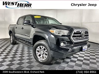 2018 Toyota Tacoma SR5 V6 3TMCZ5AN0JM149047 2018 Toyota Tacoma SR5 V6