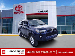 2018 Toyota 4Runner SR5 JTEZU5JR9J5188202 2018 Toyota 4Runner SR5