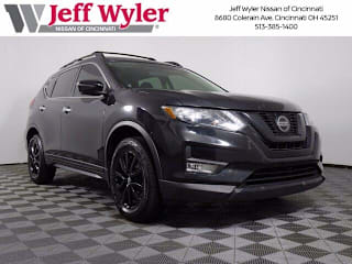 2018 Nissan Rogue SV 5N1AT2MVXJC735271 2018 Nissan Rogue SV