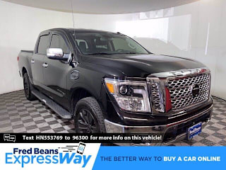 2017 Nissan Titan SL 1N6AA1E50HN553769 2017 Nissan Titan SL