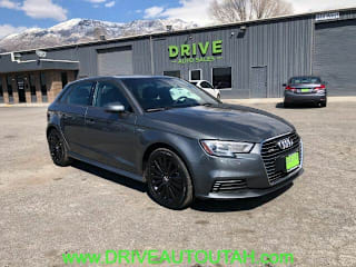 2017 Audi A3 Sportback e-tron WAUUPBFF7HA070960 2017 Audi A3 Sportback e-tron