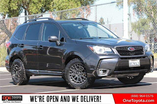 2018 Subaru Forester 2.0XT Touring JF2SJGWCXJH601162 2018 Subaru Forester 2.0XT Touring
