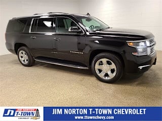 2017 Chevrolet Suburban 1GNSKJKC6HR400496 2017 Chevrolet Suburban