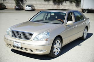 2002 Lexus LS 430 Base JTHBN30F320055284 2002 Lexus LS 430 Base