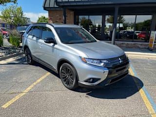 2020 Mitsubishi Outlander SE JA4AD3A37LJ000380 2020 Mitsubishi Outlander SE