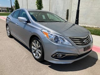 2016 Hyundai Azera Base KMHFG4JG1GA513556 2016 Hyundai Azera Base