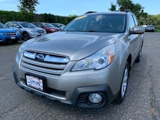 2014 Subaru Outback 2.5i Premium 4S4BRBDC0E3218004 2014 Subaru Outback 2.5i Premium