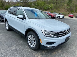 2018 Volkswagen Tiguan 2.0T SE 4Motion 3VV2B7AX4JM028696 2018 Volkswagen Tiguan 2.0T SE 4Motion