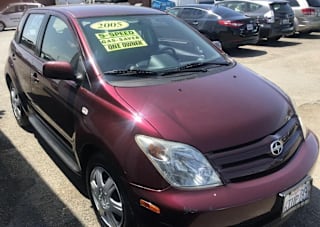 2005 Scion xA Base JTKKT624X50122285 2005 Scion xA Base