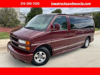 2002 Chevrolet Express Passenger 1500 LT 1GNFG65R121133158 2002 Chevrolet Express Passenger 1500 LT