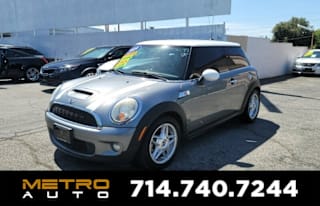 2009 MINI Cooper S WMWMF73529TT96182 2009 MINI Cooper S
