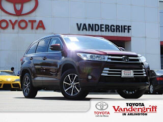 2019 Toyota Highlander XLE 5TDJZRFH8KS947167 2019 Toyota Highlander XLE