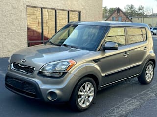2012 Kia Soul + KNDJT2A64C7449056 2012 Kia Soul +