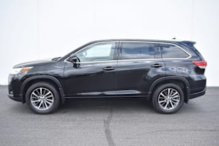 2018 Toyota Highlander XLE 5TDJZRFH4JS893798 2018 Toyota Highlander XLE