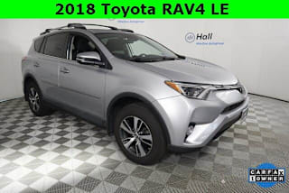 2018 Toyota RAV4 LE 2T3ZFREV6JW519856 2018 Toyota RAV4 LE