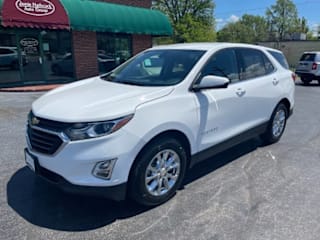 2018 Chevrolet Equinox LT 2GNAXJEV2J6227328 2018 Chevrolet Equinox LT
