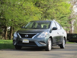 2016 Nissan Versa 1.6 SV 3N1CN7AP7GL835063 2016 Nissan Versa 1.6 SV