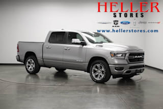 2019 Ram Pickup 1500 1C6RREFT5KN684195 2019 Ram Pickup 1500