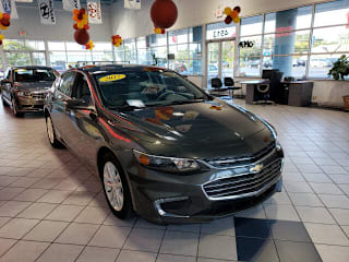 2017 Chevrolet Malibu LT 1G1ZE5STXHF121312 2017 Chevrolet Malibu LT