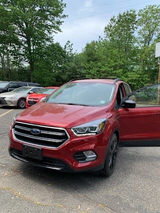 2017 Ford Escape SE 1FMCU9GD2HUF00613 2017 Ford Escape SE