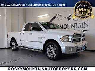 2017 Ram Pickup 1500 1C6RR7GT9HS693311 2017 Ram Pickup 1500