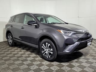 2018 Toyota RAV4 LE 2T3ZFREV9JW442867 2018 Toyota RAV4 LE