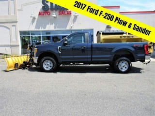 2017 Ford F-250 Super Duty XL 1FTBF2B65HEE77476 2017 Ford F-250 Super Duty XL