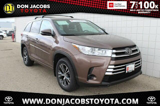 2018 Toyota Highlander LE 5TDBZRFH3JS901717 2018 Toyota Highlander LE