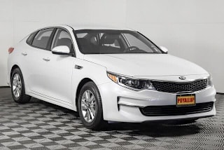 2016 Kia Optima LX 5XXGT4L32GG026627 2016 Kia Optima LX