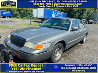 2000 Mercury Grand Marquis GS 2MEFM74W9YX685925 2000 Mercury Grand Marquis GS