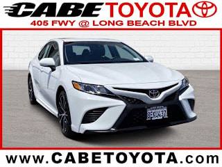 2018 Toyota Camry SE 4T1B11HK7JU127044 2018 Toyota Camry SE