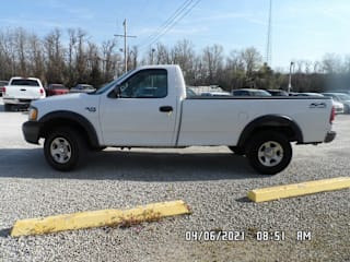 2003 Ford F-150 XL 1FTRF18W33NB39311 2003 Ford F-150 XL