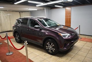 2017 Toyota RAV4 LE 2T3ZFREV6HW335222 2017 Toyota RAV4 LE