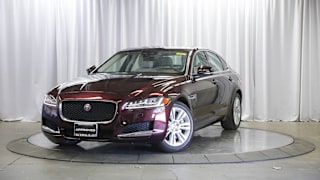 2017 Jaguar XF 35t Premium SAJBD4BV7HCY33416 2017 Jaguar XF 35t Premium