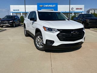 2020 Chevrolet Traverse LS 1GNERFKW7LJ272163 2020 Chevrolet Traverse LS