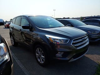 2017 Ford Escape SE 1FMCU0GDXHUC62716 2017 Ford Escape SE
