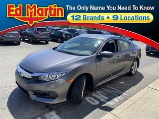 2018 Honda Civic LX 19XFC2F50JE032388 2018 Honda Civic LX