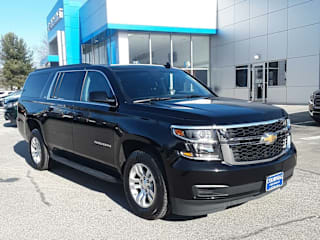 2019 Chevrolet Suburban LT 1500 1GNSKHKCXKR242891 2019 Chevrolet Suburban LT 1500
