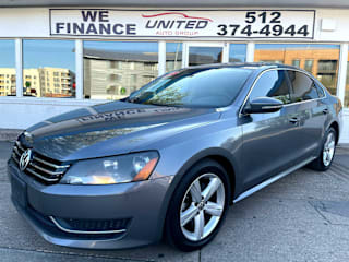 2012 Volkswagen Passat 1VWBH7A32CC098855 2012 Volkswagen Passat