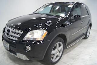 2011 Mercedes-Benz M-Class ML 550 4JGBB7CB2BA651681 2011 Mercedes-Benz M-Class ML 550