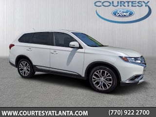 2016 Mitsubishi Outlander SE JA4AD3A32GZ039417 2016 Mitsubishi Outlander SE
