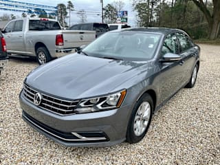 2018 Volkswagen Passat 1VWAA7A30JC011984 2018 Volkswagen Passat