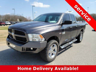 2017 Ram Pickup 1500 Express 1C6RR7FT5HS619188 2017 Ram Pickup 1500 Express